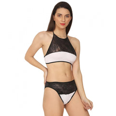 जेनरिक महिलाओं की कॉटन लेस हॉल्टर नेक लॉन्जरी, काले लेस और सफेद रंग में (सफेद और काला)