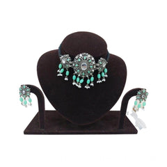 महिलाओं के लिए रोज़ गोल्ड प्लेटेड अलॉय नेकलेस और इयररिंग्स का सेट (हल्का हरा)