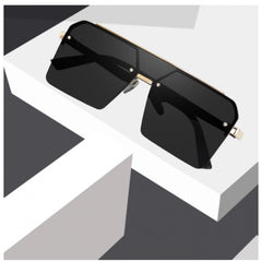 जेनेरिक क्लासिक यूनिसेक्स यूवी400 प्रोटेक्शन सनग्लास (मल्टीकलर)