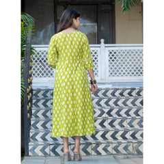 Generic Women's Rayon Print With Embroidery Work A-Line Kurti (Parrot)