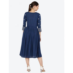 जेनरिक महिलाओं की कैजुअल रेयॉन 3-4 स्लीव्स कुर्ती (नीली)