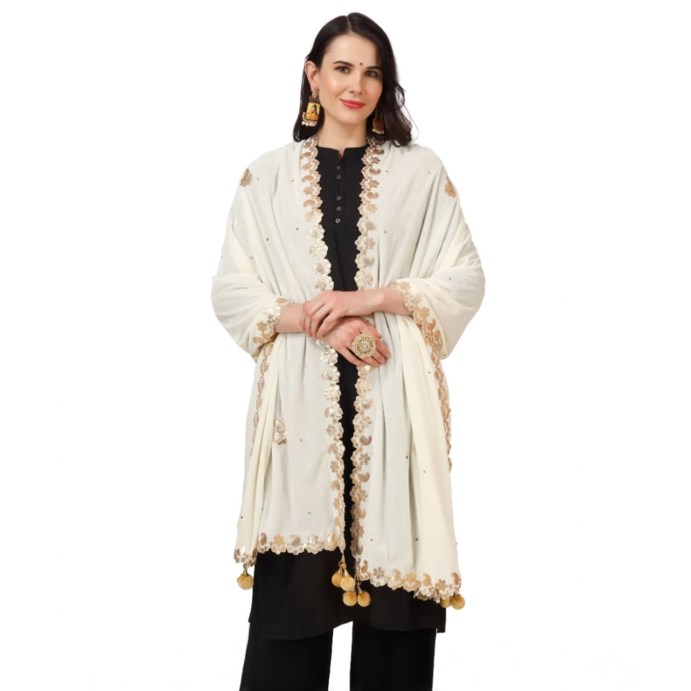 महिलाओं के लिए सामान्य वेलवेट गोटा पट्टी दुपट्टा (ऑफ व्हाइट, लंबाई: 2.25 से 2.50 मीटर)