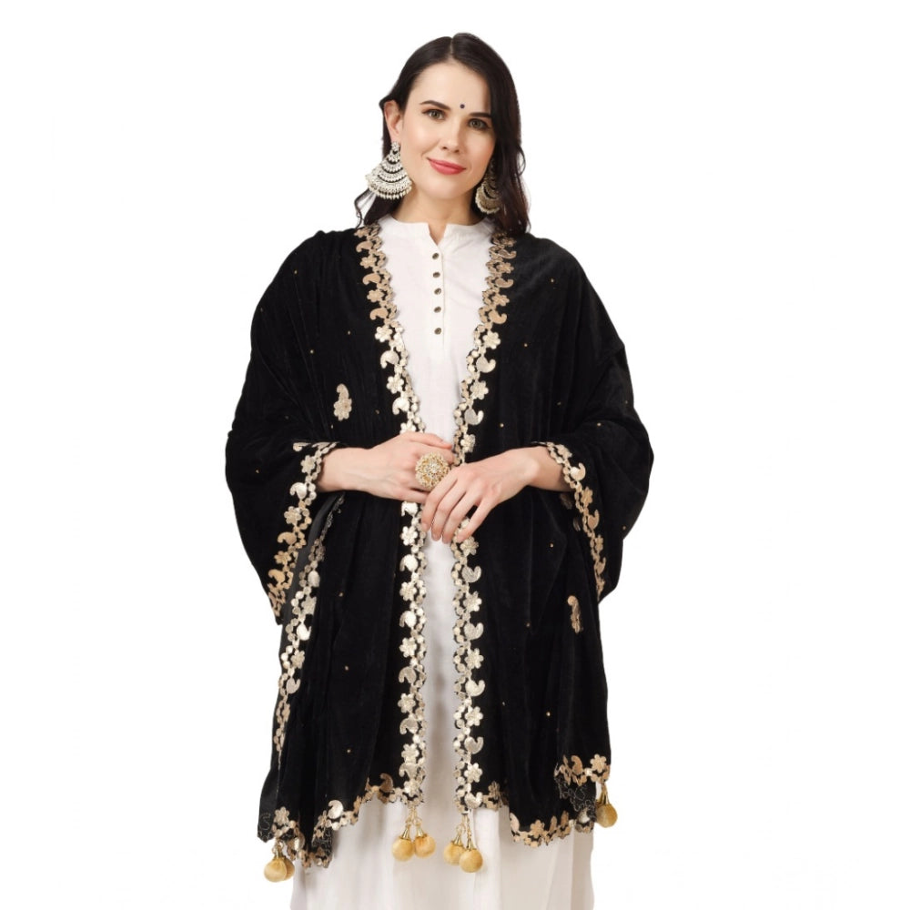 महिलाओं के लिए सामान्य वेलवेट गोटा पट्टी दुपट्टा (काला, लंबाई: 2.25 से 2.50 मीटर)