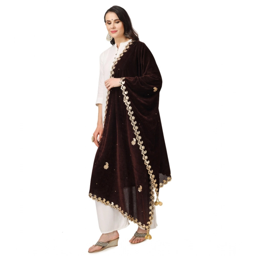 महिलाओं के लिए सामान्य वेलवेट गोटा पट्टी दुपट्टा (भूरा रंग, लंबाई: 2.25 से 2.50 मीटर)
