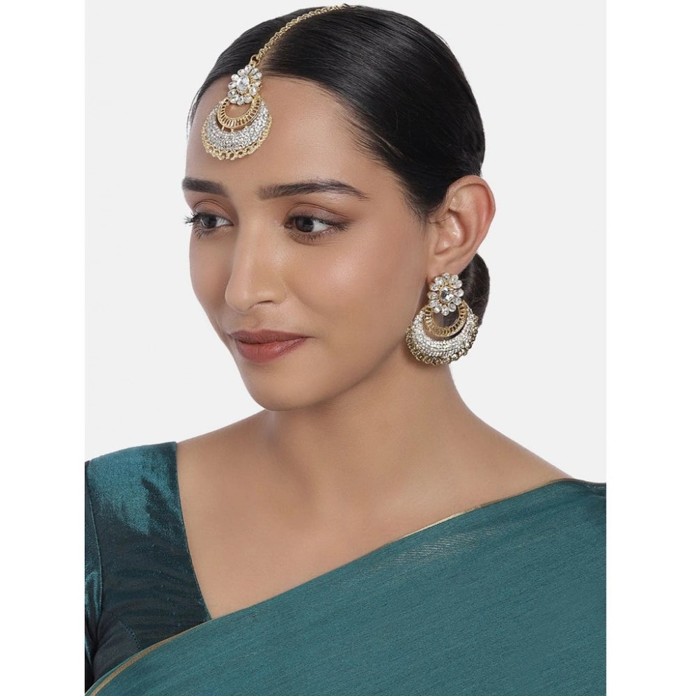 महिलाओं के लिए रोज़ गोल्ड प्लेटेड अलॉय कुंदन इयररिंग्स और मांगटिक्का (सफेद)