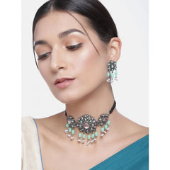 महिलाओं के लिए रोज़ गोल्ड प्लेटेड अलॉय नेकलेस और इयररिंग्स का सेट (हल्का हरा)