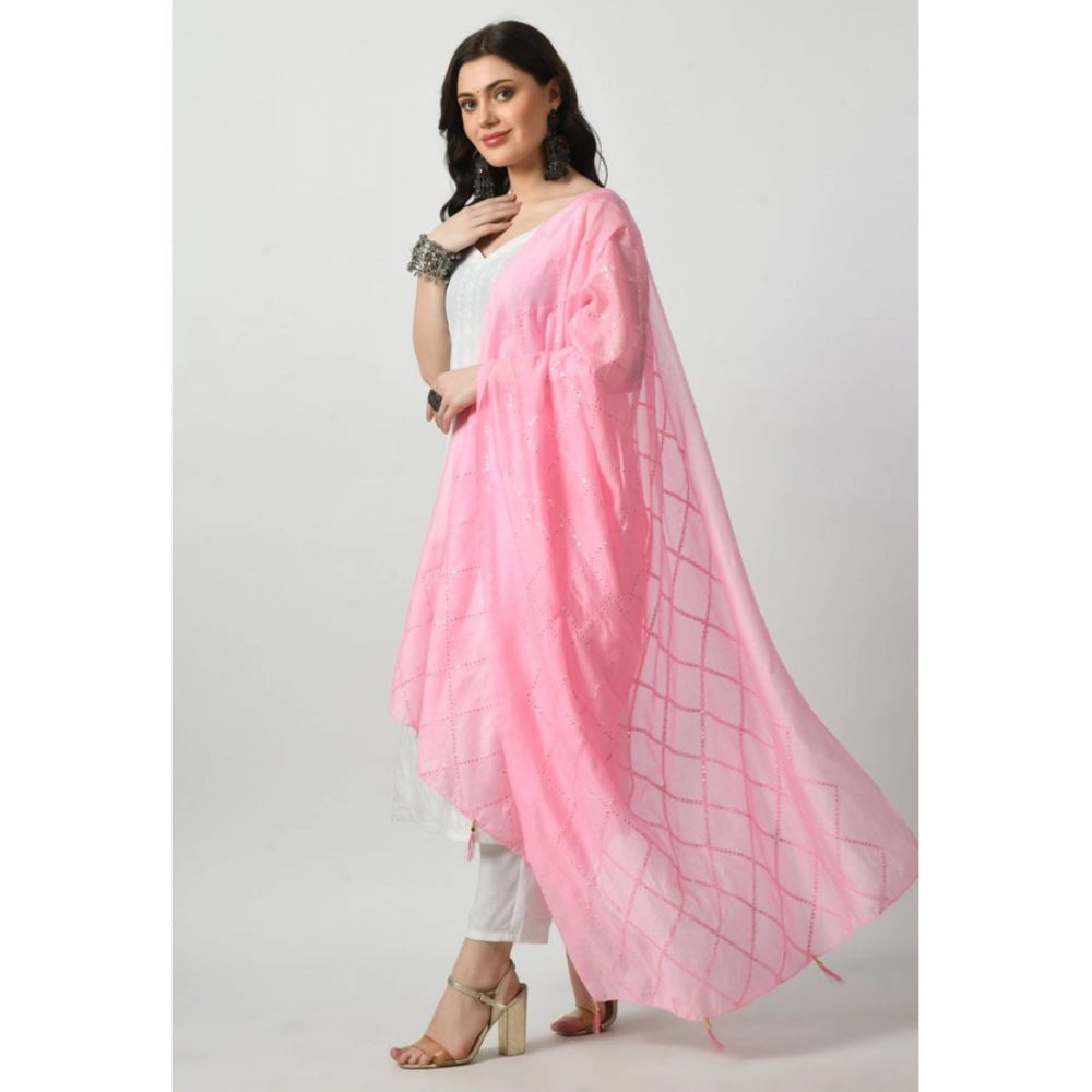 महिलाओं के लिए चंदेरी स्टाइल का सेल्फ डिज़ाइन दुपट्टा (गुलाबी रंग, लंबाई: फ्री साइज)