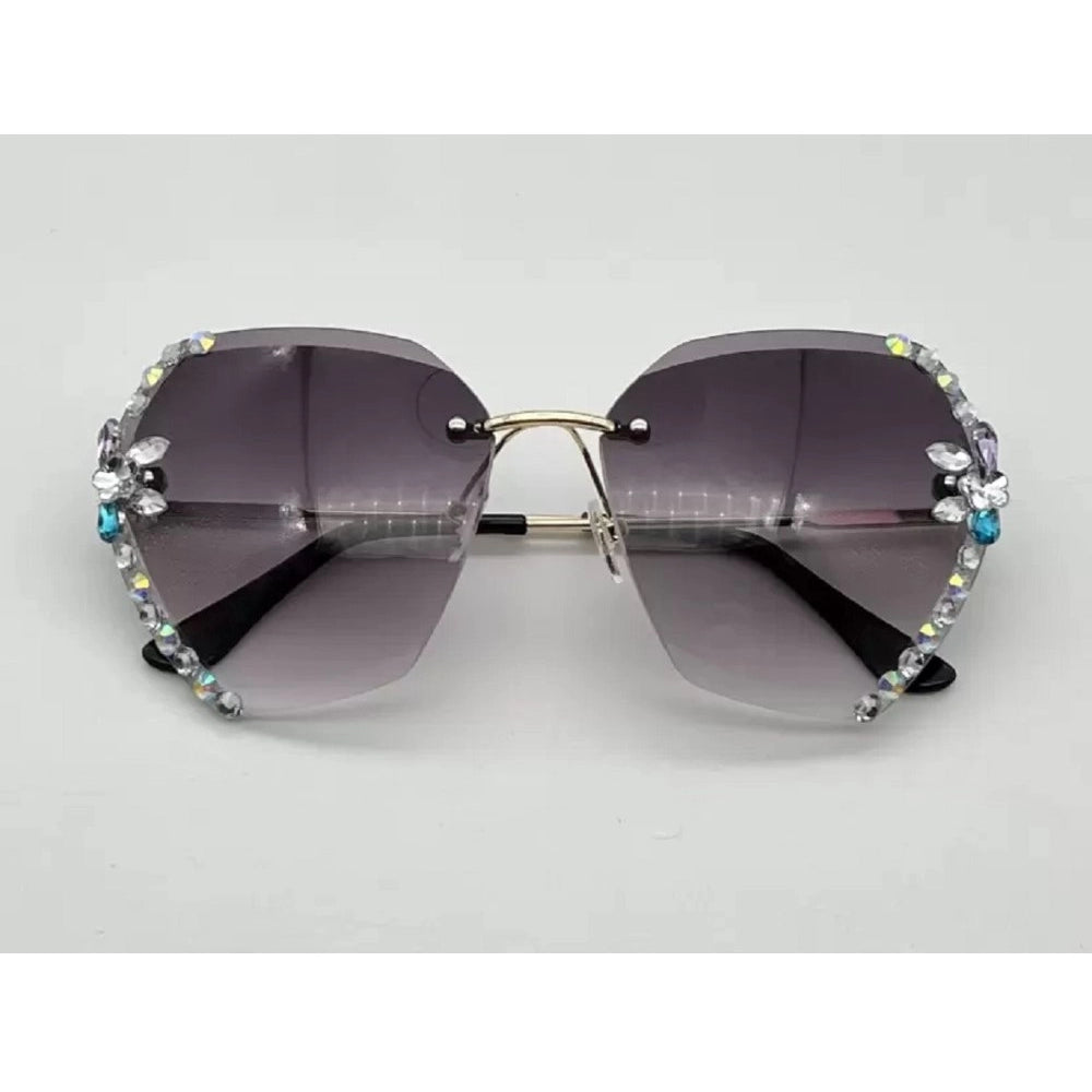 जेनेरिक क्लासिक यूनिसेक्स यूवी400 प्रोटेक्शन सनग्लास (मल्टीकलर)