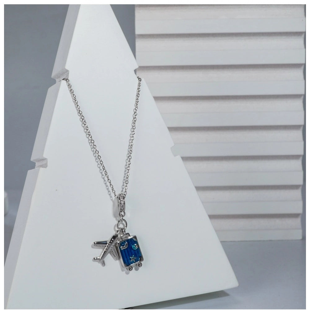 महिलाओं के लिए स्टेनलेस स्टील से बना हवाई जहाज के डिज़ाइन वाला पेंडेंट और नाजुक चेन (सिल्वर प्लेटेड)