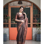 जेनेरिक महिलाओं की सॉफ्ट लीची सिल्क प्रिंटेड साड़ी, बिना सिले ब्लाउज के साथ, 5.5 मीटर (भूरा)