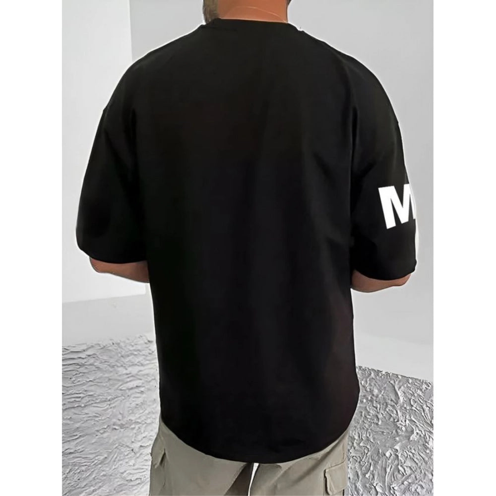 जेनेरिक मेन्स कैजुअल कॉटन ब्लेंड प्रिंटेड राउंड नेक हाफ स्लीव टी-शर्ट (ब्लैक)