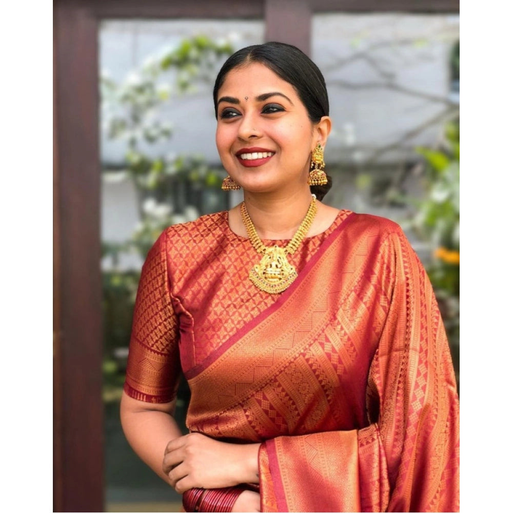 महिलाओं के लिए लीची सिल्क प्रिंट वाली जेनेरिक साड़ी, बिना सिले ब्लाउज के साथ (लाल रंग)