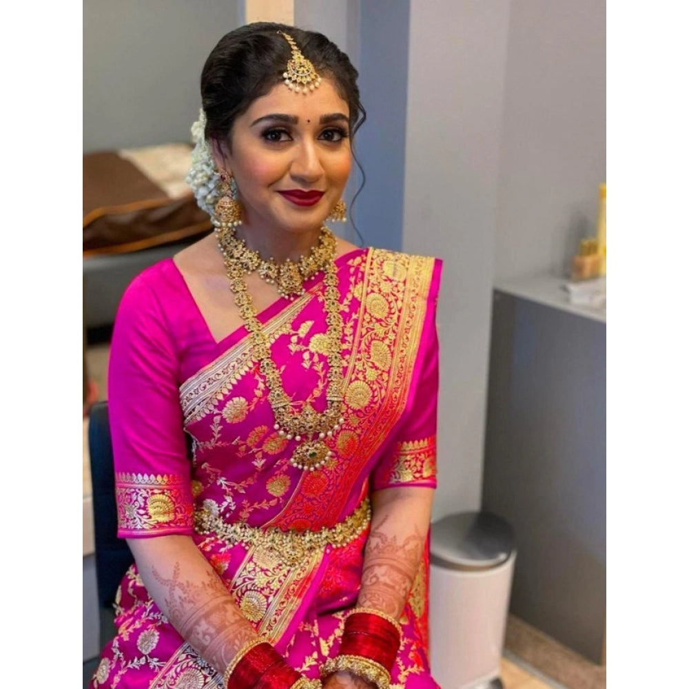 महिलाओं के लिए लीची सिल्क प्रिंट वाली जेनेरिक साड़ी, बिना सिले ब्लाउज के साथ (गुलाबी)