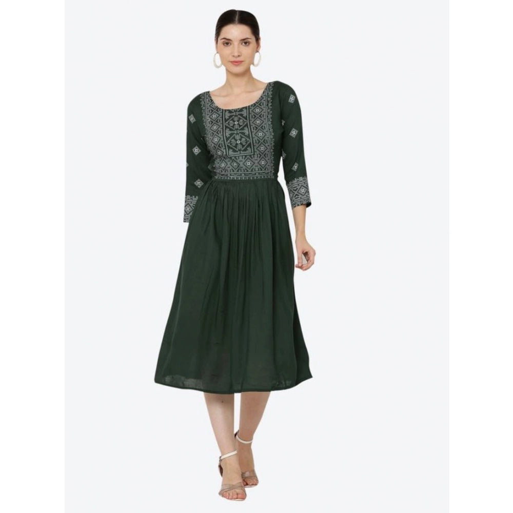 जेनरिक महिलाओं की कैजुअल रेयॉन 3-4 स्लीव्स कुर्ती (हरा)