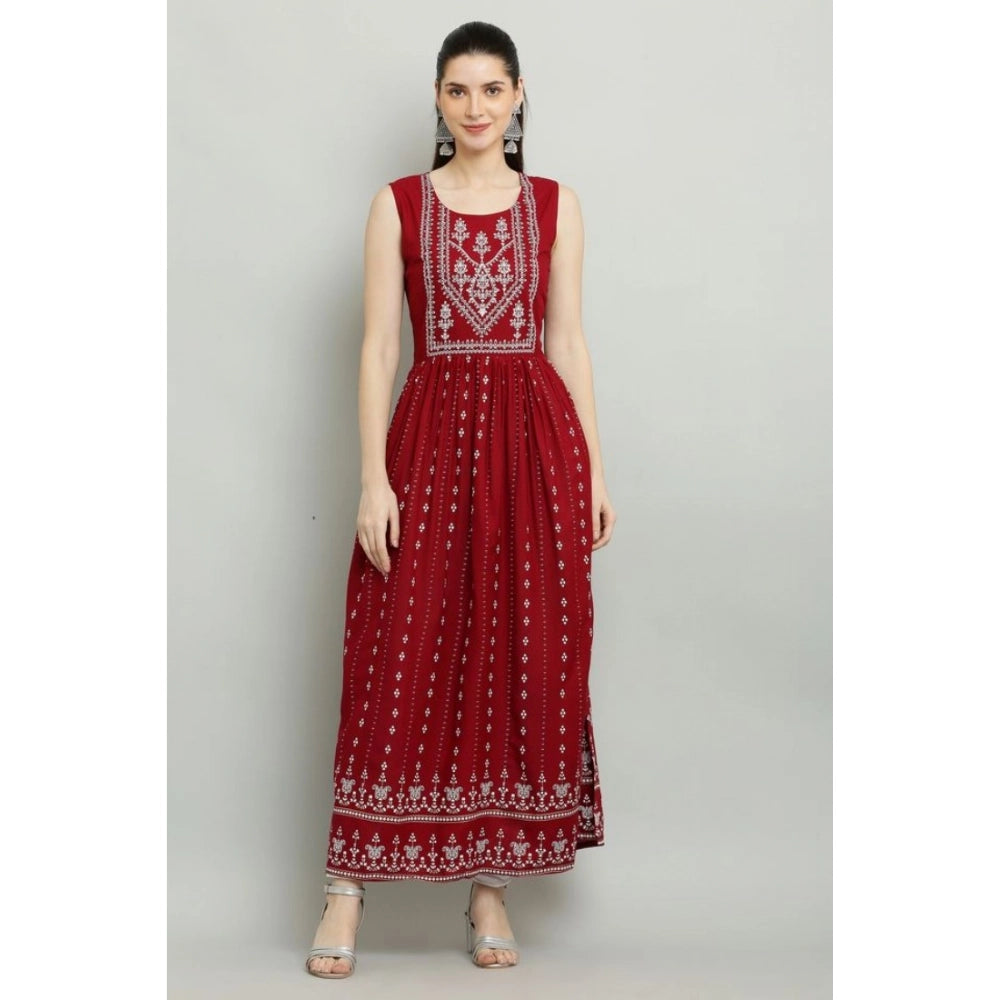 महिलाओं के लिए कैज़ुअल रेयॉन स्लीवलेस कुर्ती (मैरून)