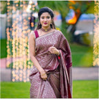 जेनेरिक महिलाओं की सॉफ्ट लीची सिल्क प्रिंटेड साड़ी, बिना सिले ब्लाउज के साथ, 5.5 मीटर (वाइन रंग)